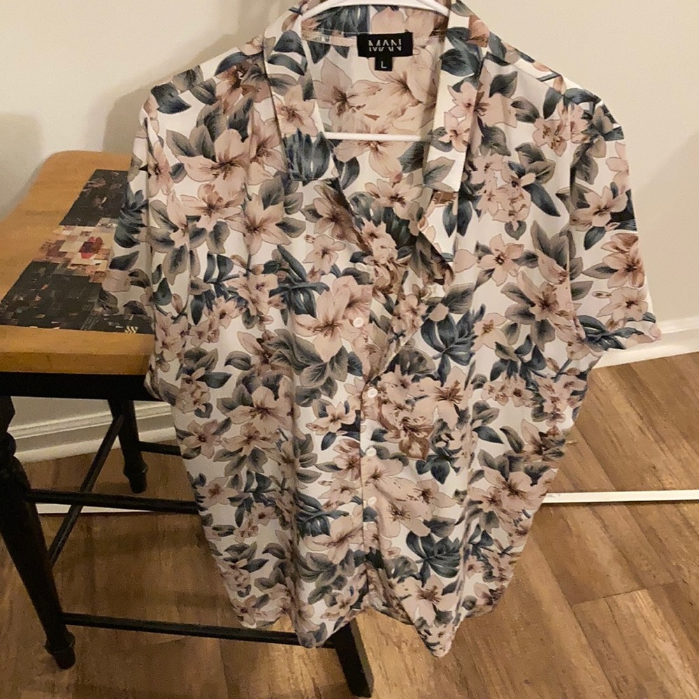 MAN Shirt button down short sleeve